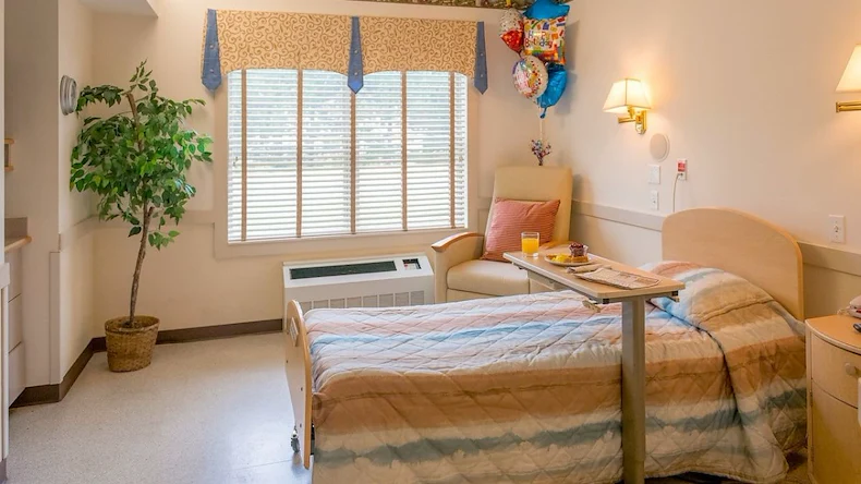 Image of Kingston Of Vermilion (6)