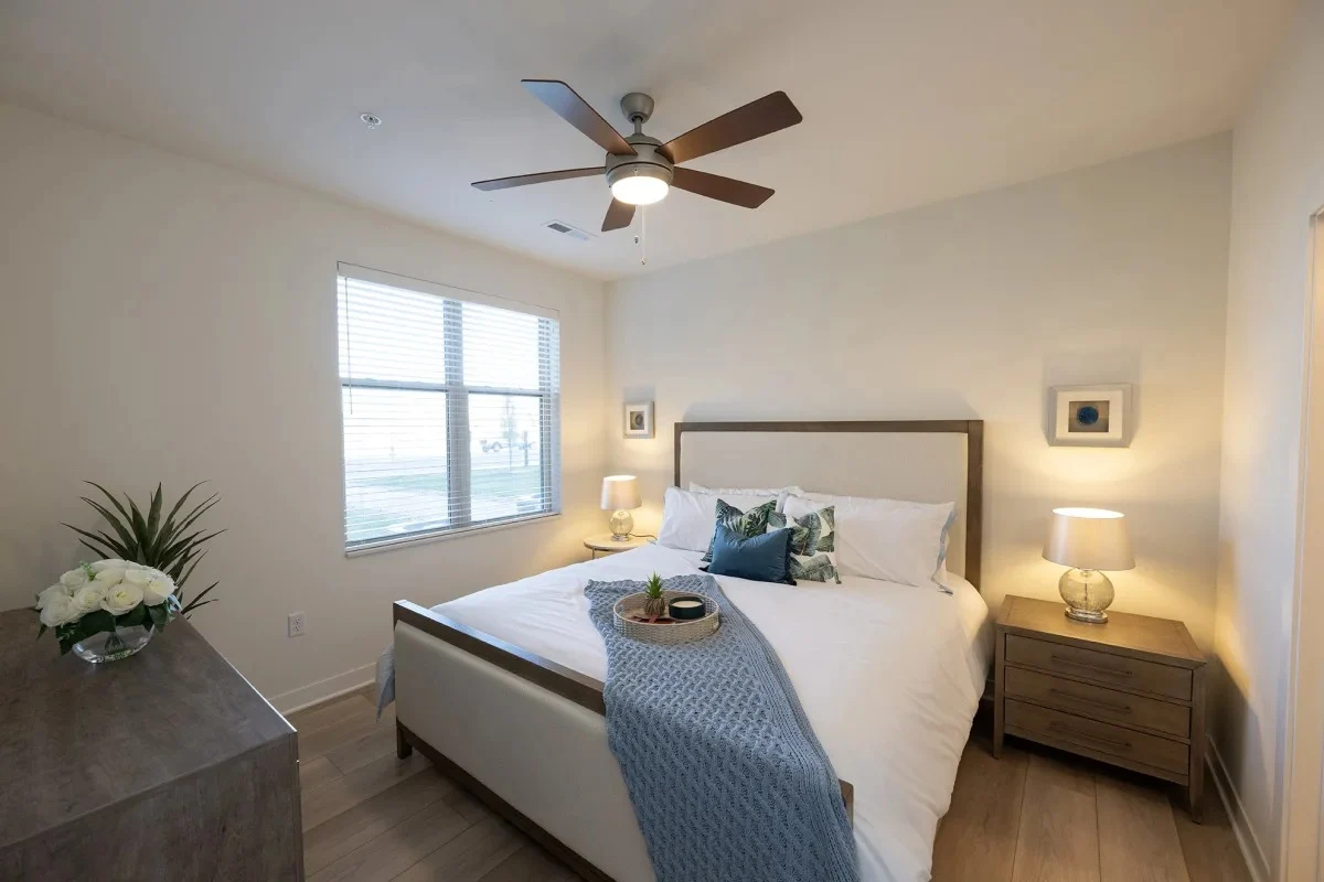 One and Two Bedroom Luxury Apartments and Townhomes