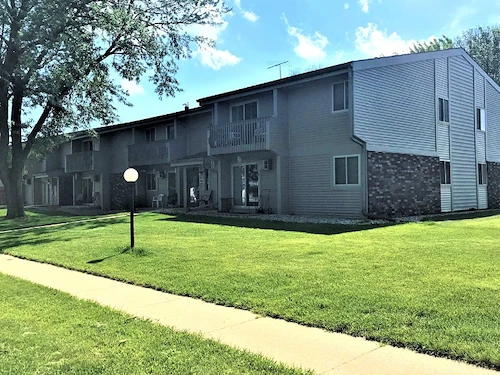 Image of Village Glenn Apartments (2)