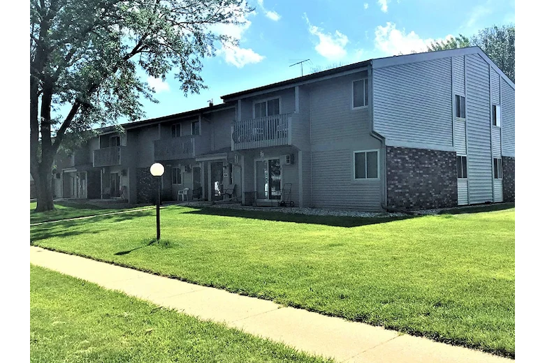 Image of Village Glenn Apartments (2)
