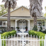 Image of Sonoma Oak Tree Home (1)