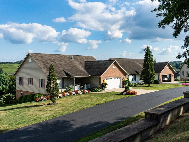 Image of Walnut Hills (1)