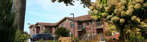 Image of Woodside Manor (1)