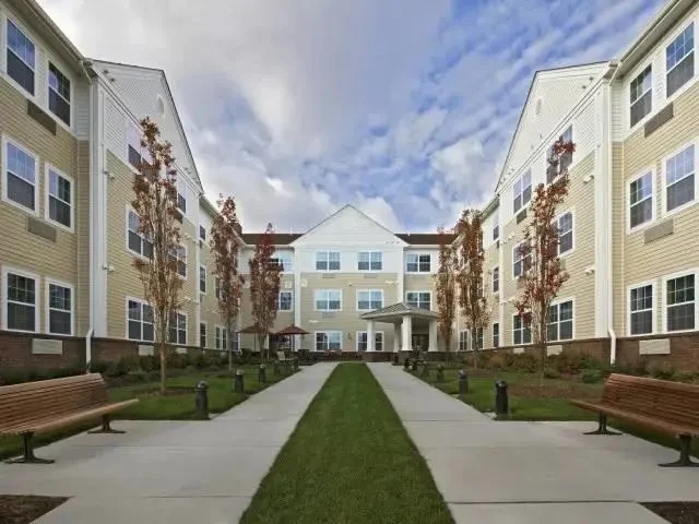 Image of Wayside Oaks (9)