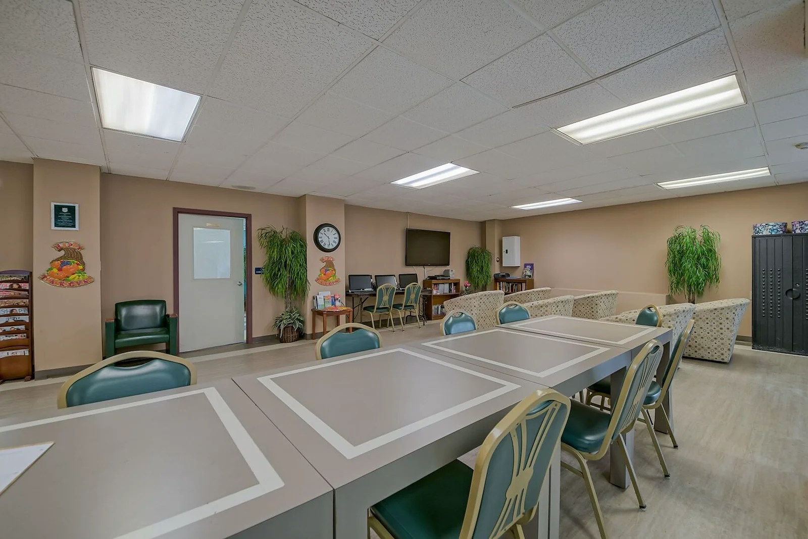 Image of Ocean Towers (3)