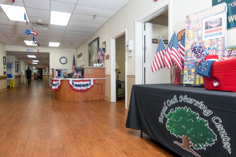 Image of Royal Oak Nursing Center (4)