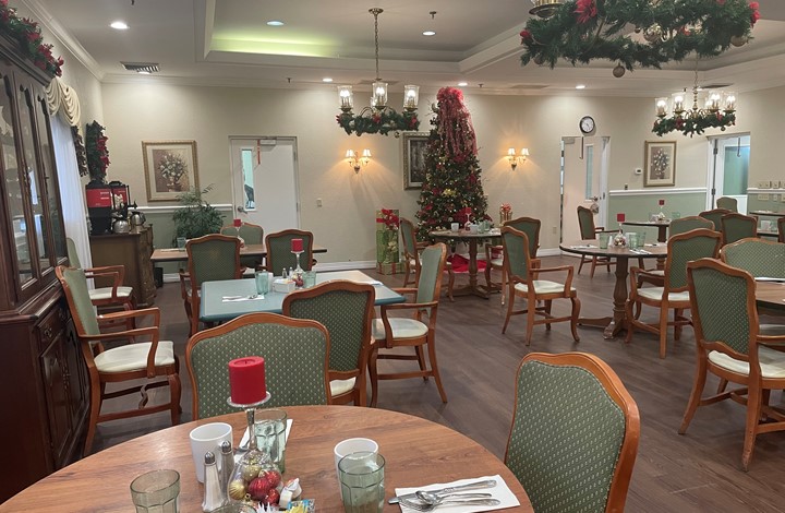 Image of Plantation Oaks Assisted Living & Memory Care (2)