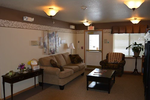 Image of Courtyard Estates at Hawthorne Crossing (5)