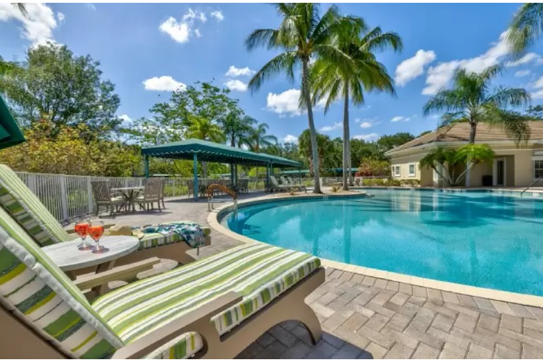 Image of Aston Gardens at Parkland Commons (9)