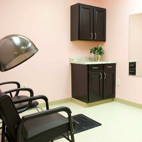 Image of Magnolia Manor Of Columbus Nursing Center - West (2)