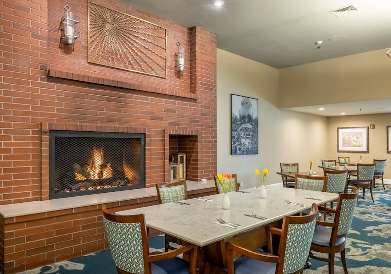 Image of Van Mall (6)