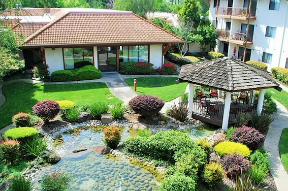 Image of Roseville Commons Senior Living (2)