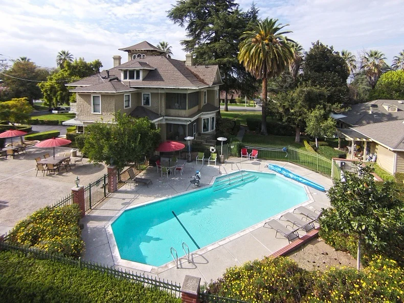 Image of Plymouth Village Senior Living (2)