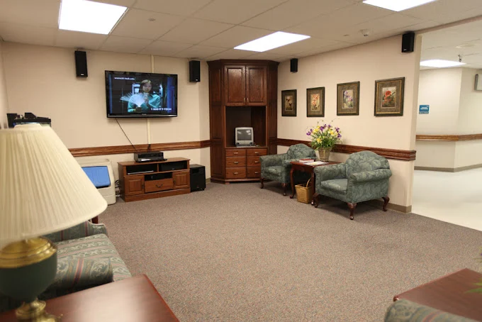 Image of Laurels Of Defiance (4)