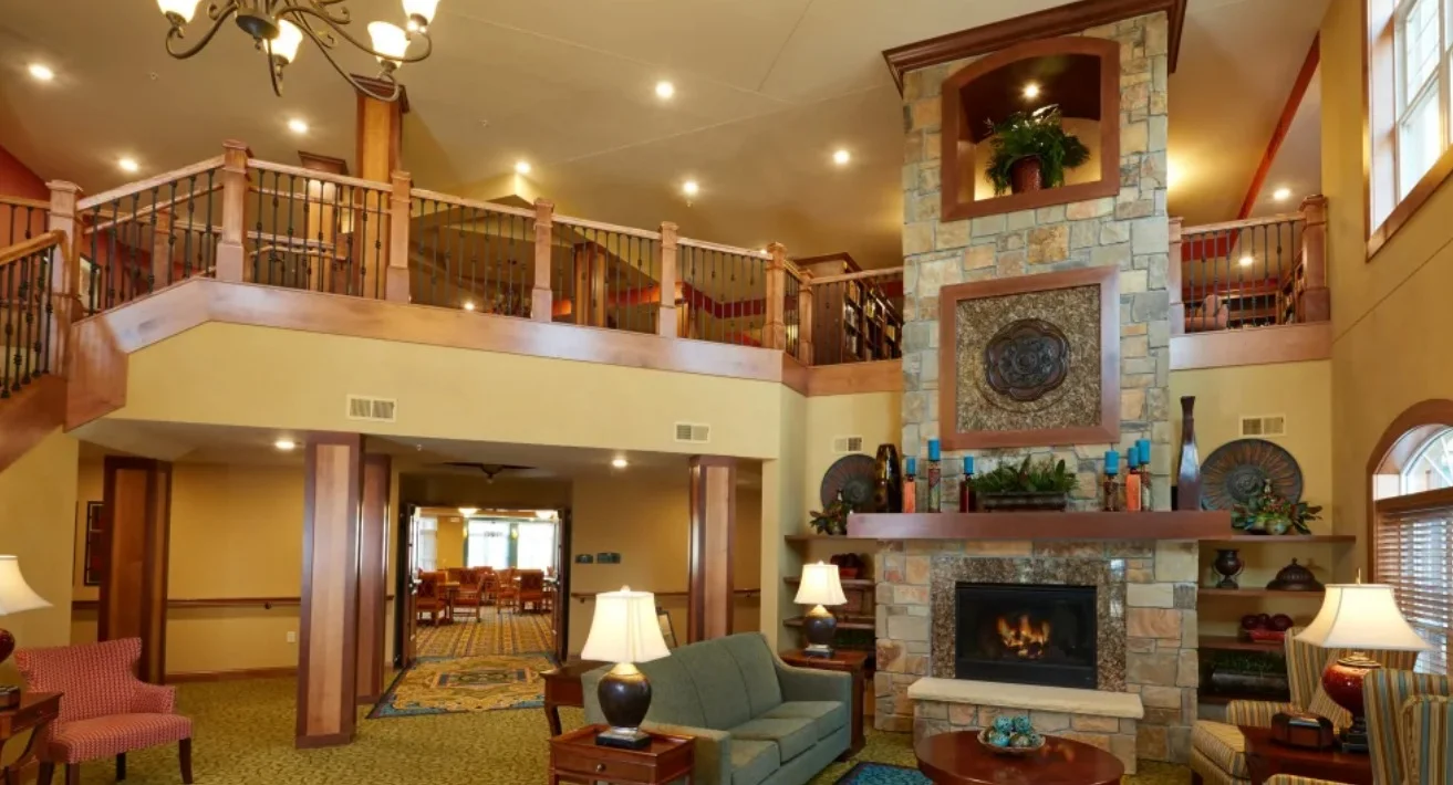 Image of Applewood Pointe of Bloomington at Valley West Cooperative (6)