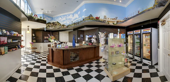 Image of Symphony Linden- Independent, Assisted (5)