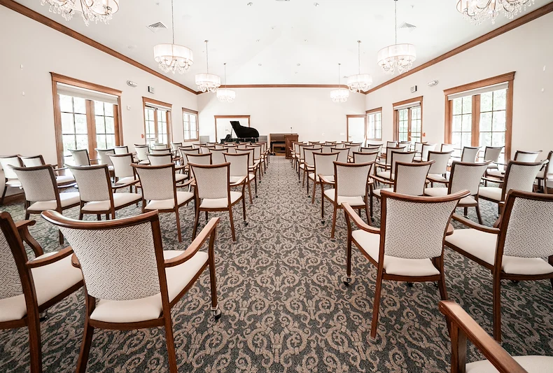 Image of Courtyard at Jamestown (5)