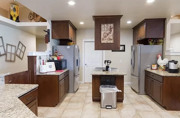 Image of Ashley Manor - Parkview 1 (3)