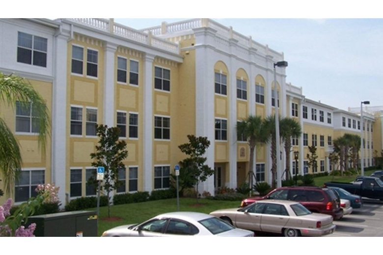 Image of Centro Place Senior (1)