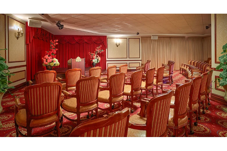 Image of The Palace Royale (3)