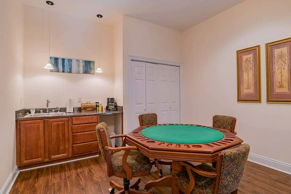 Image of Live Oak Village (6)