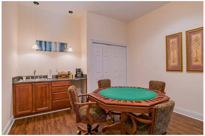 Image of Live Oak Village (6)