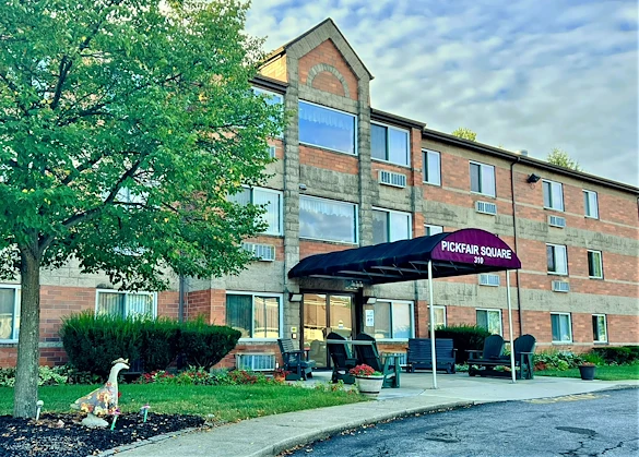 Image of Pickfair Square (1)