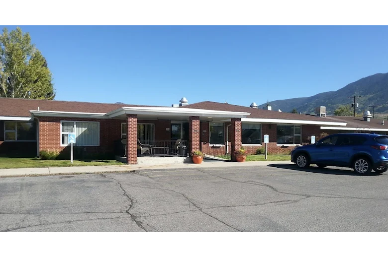 Image of Crest Nursing Home (1)