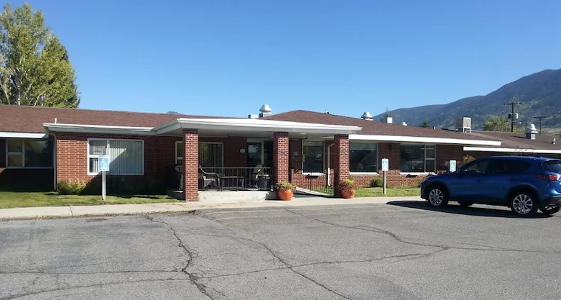 Image of Crest Nursing Home (1)