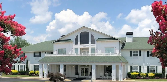 Charter Senior Living of Augusta Gardens senior living community offering assisted living and memory care in Augusta, GA, front exterior