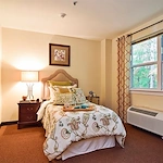 Image of Charter Senior Living of Newport News (8)