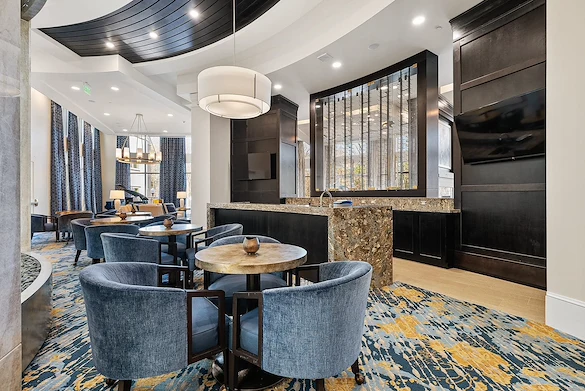 Westhill Newnan Crossing senior living community offering assisted living and memory care in Newnan, GA, grand dining room