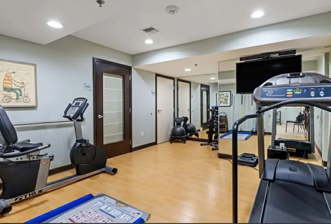 Image of Aegis Living Marymoor (4)