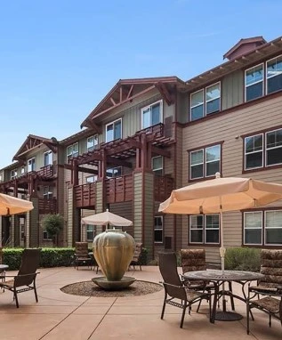 Image of Merrill Gardens at Gilroy (6)