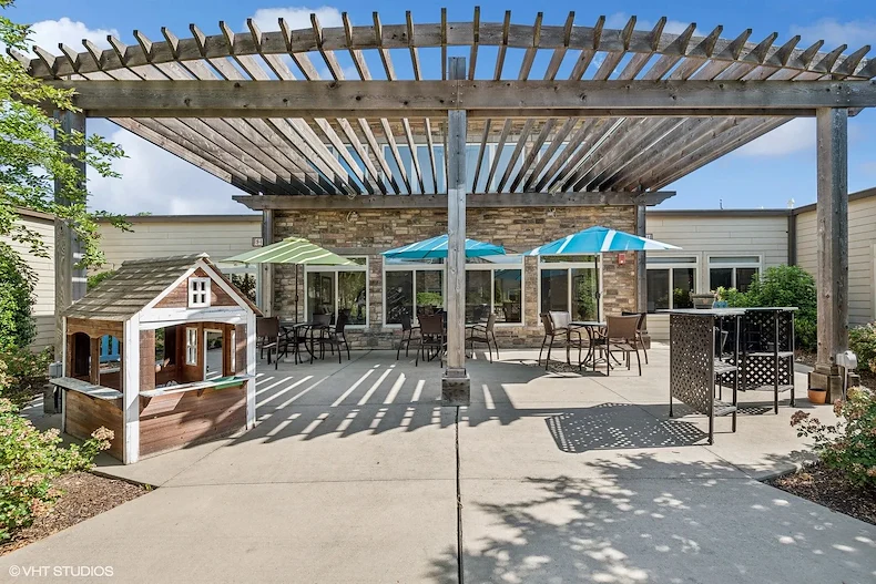 Image of The Pearl at Watkins Centre (10)