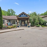 Image of Chalet Rehabilitation And Healthcare Center (1)