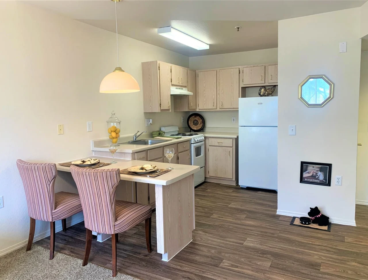 Image of Discovery Point Retirement Community (2)