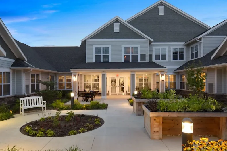 Image of American House Hampton Village (1)