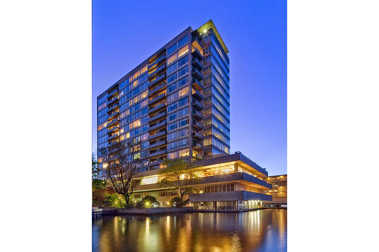 Image of Parkshore (1)