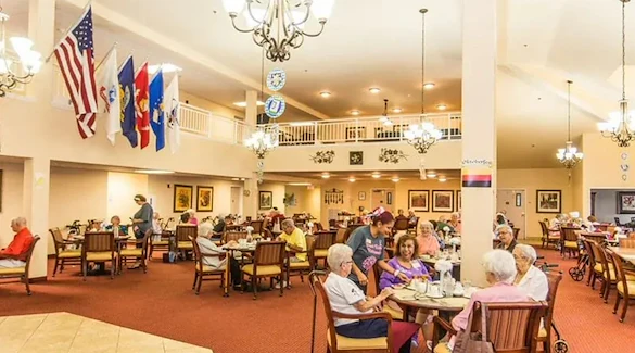 Independent living, assisted living, memory care, and continuing care retirement community (CCRC) at Brook Ridge-The Gardens Retirement Community in Pharr, TX, dining room