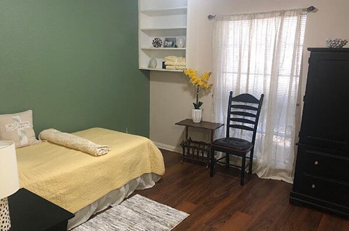 Image of Cypress Assisted Living - Park Forest Drive (4)