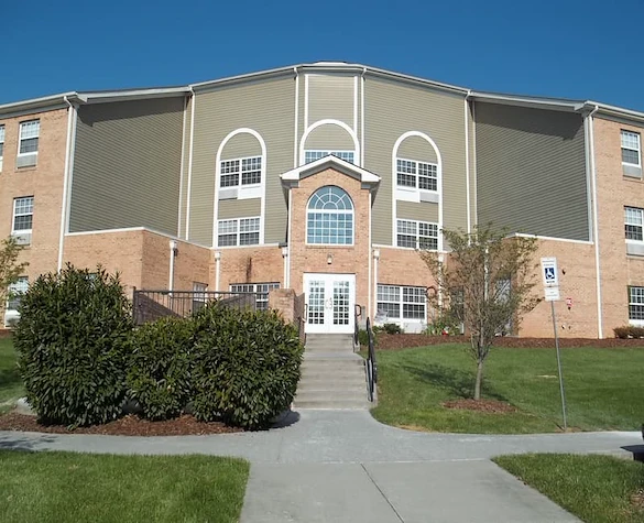 Image of Forest Ridge Manor (1)