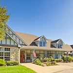 The Windsor of Lawrence Exterior