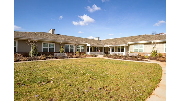 Image of Abbotswood at Irving Park (4)