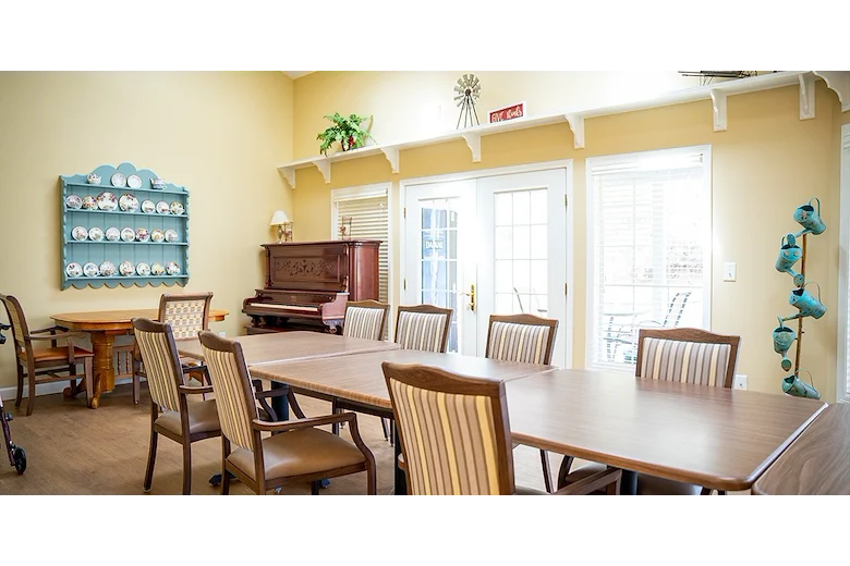 Image of Traverse Manor (4)