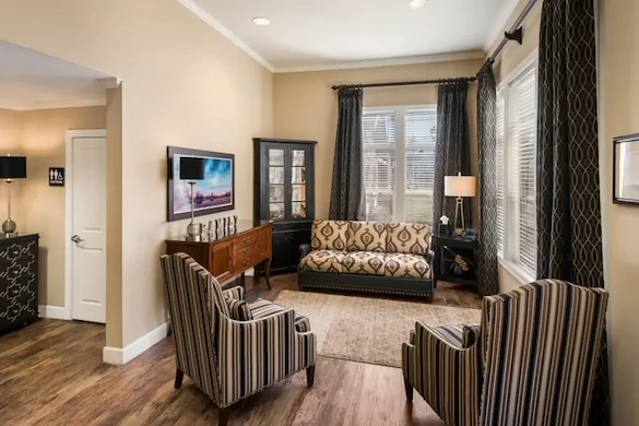 Image of The Peaks at South Jordan Memory Care (5)