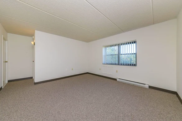 Image of Lakeview Arms (5)