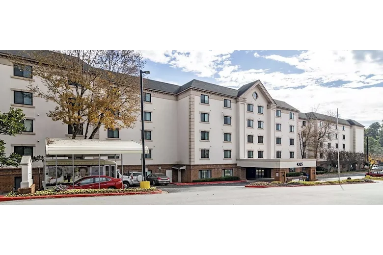 Image of Dunwoody Pines Retirement Community (1)
