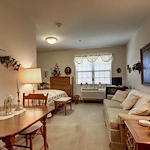 Image of Evergreen Senior Living Normal off Raab (9)