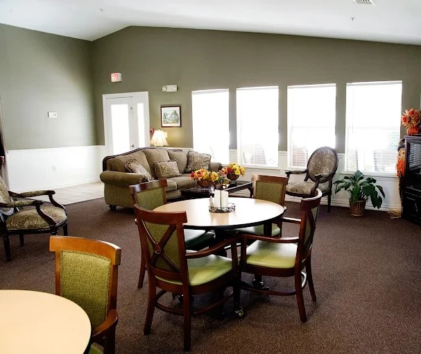 Image of Mayberry Gardens - Garland (6)